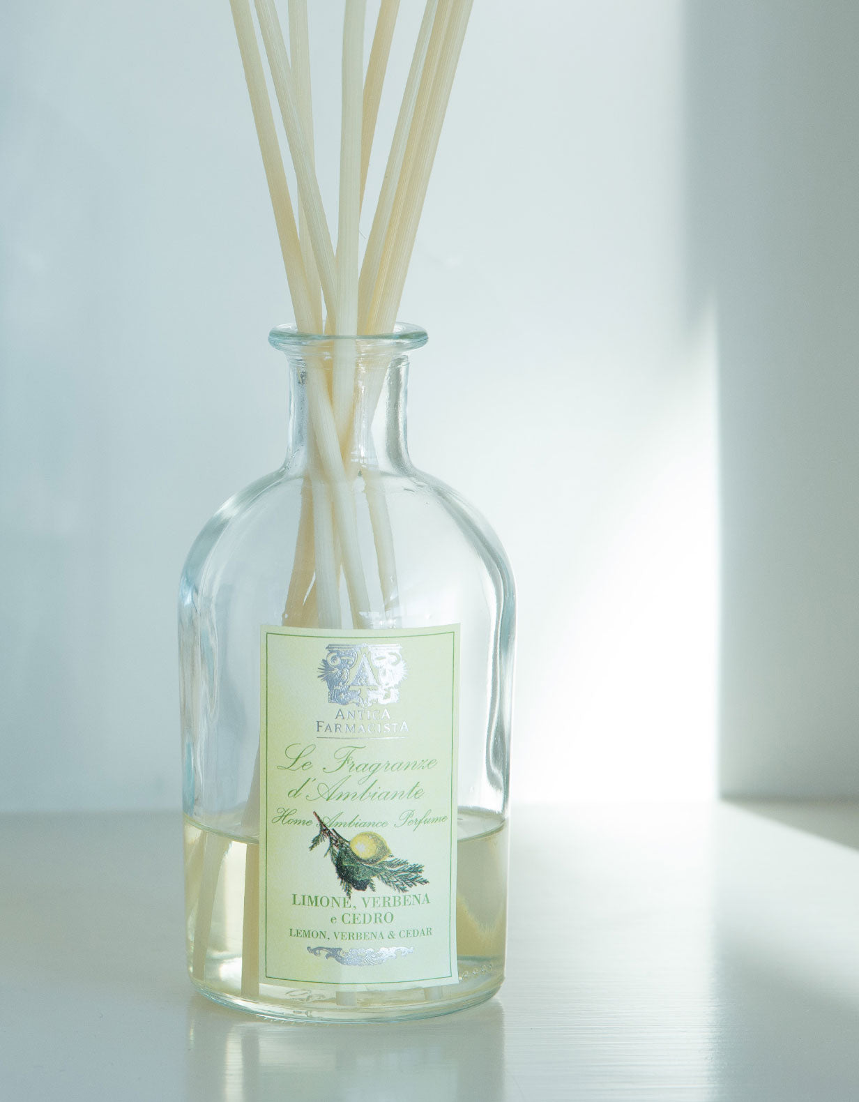 250ml Lemon, Verbena & Cedar Reed Diffuser